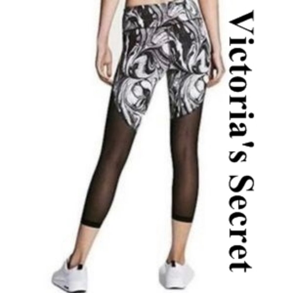 Victoria's Secret Mesh Marble Capri Knockout Leggings. Small